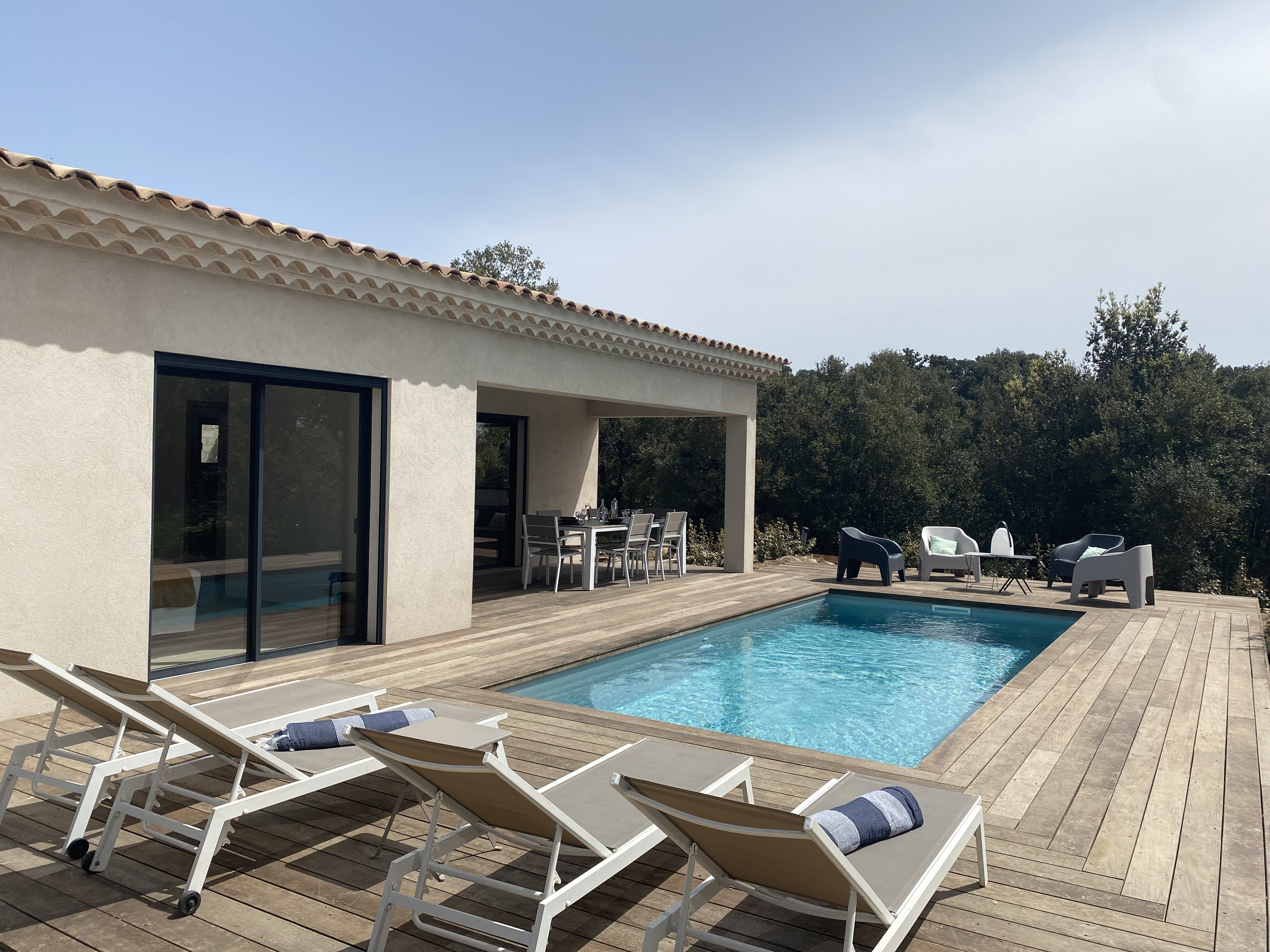 Piscine vue jour
